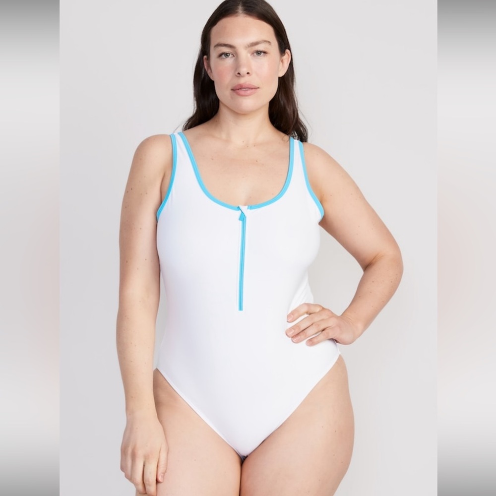 Old Navy Half-Zip One Piece Swimsuit for Women - 3X - Never Worn, Tags On